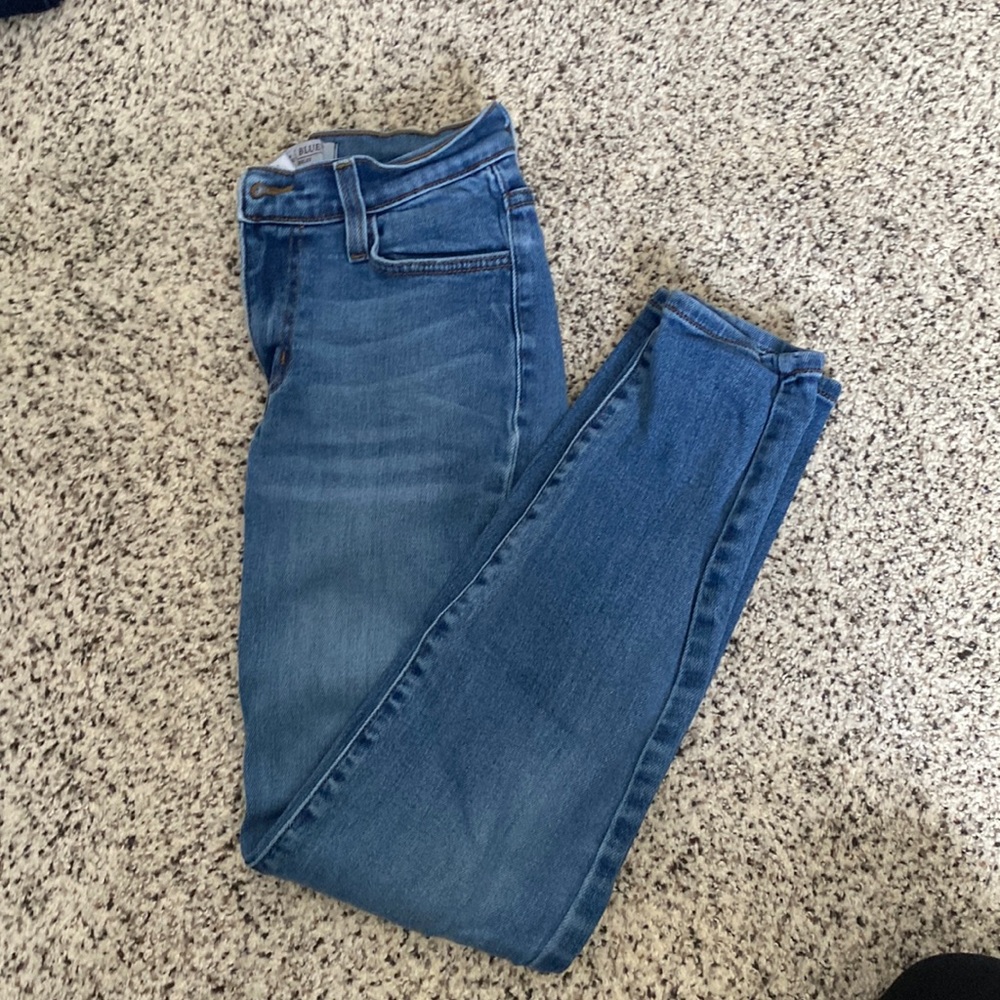 Judy Blue, size 1/25, slim fit.